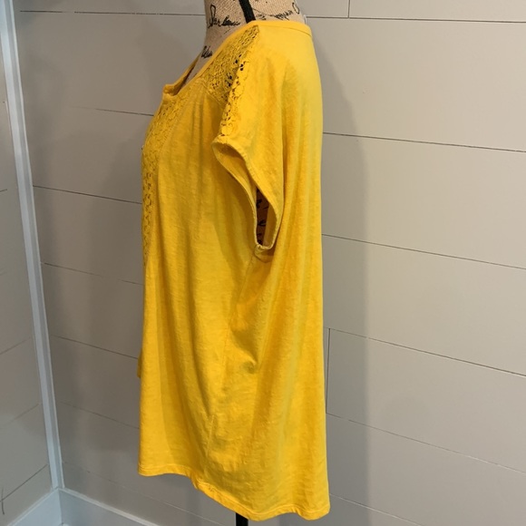 Isles Yellow Cotton Blend Short Sleeve Shirt - Picture 2 of 5